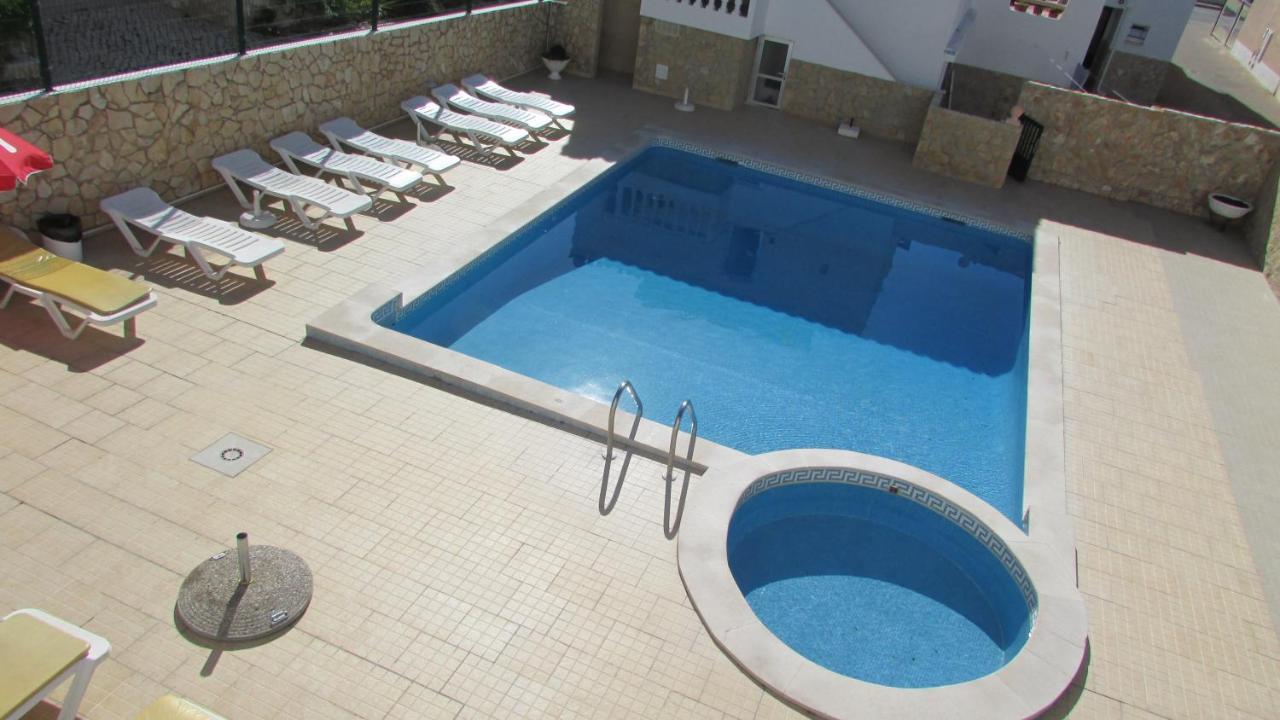 Apartamento - 2 A 4 Pessoas- Piscina Apartment Olhos de Agua  Luaran gambar